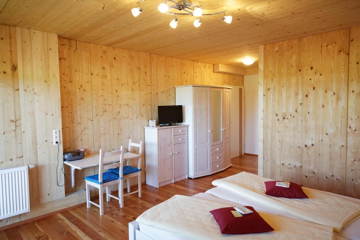 Hildegard Naturhaus Kirchberg bei Mattighofen Eksteriør bilde